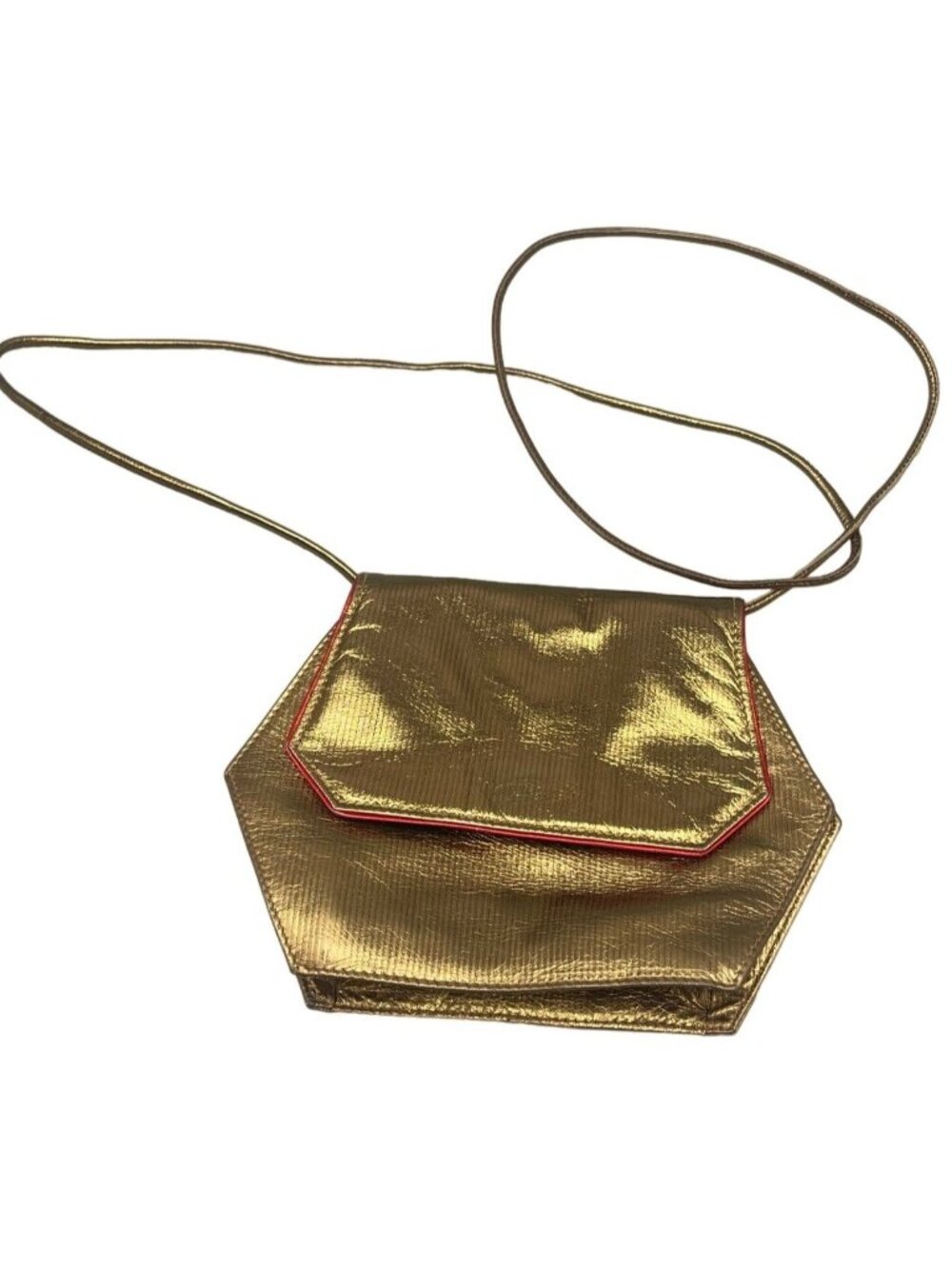Studio R purse handbag New York made in Itay gold red magnet button width 8x6"RE